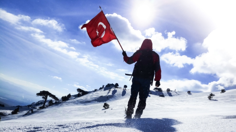 Çanakkale şehitleri için Toros Dağları'na tırmandılar