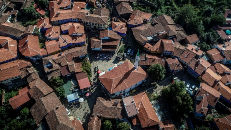 700 yıllık Cumalıkızık köyüne ziyaretçi akını