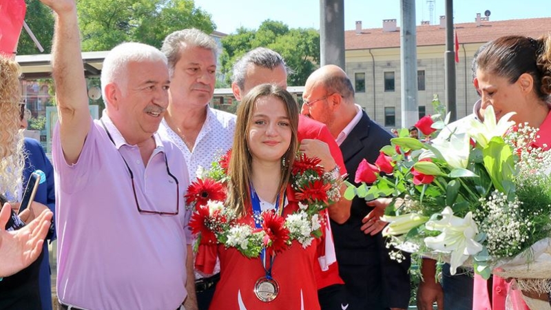 Sümeyye'nin yeni hedefi Paralimpik Oyunlar'da altın madalya