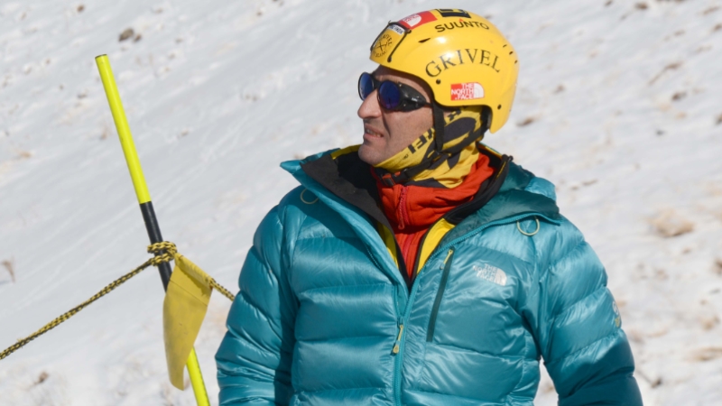 Everest'e oksijen tüpsüz tırmanan ilk Türk olmak istiyor