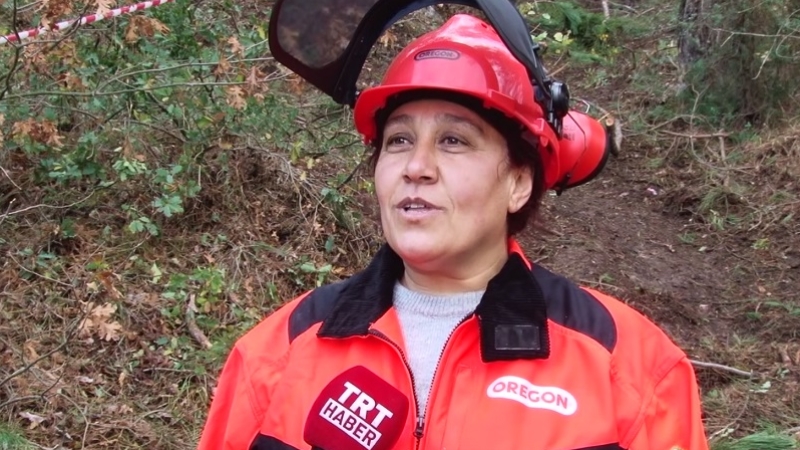 Türkiye'nin ilk belgeli kadın orman işçisi: Nilgün Şirin
