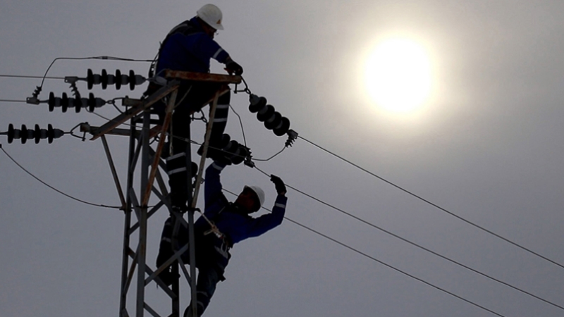 Enerji timlerinin kara kışta zorlu mesaisi